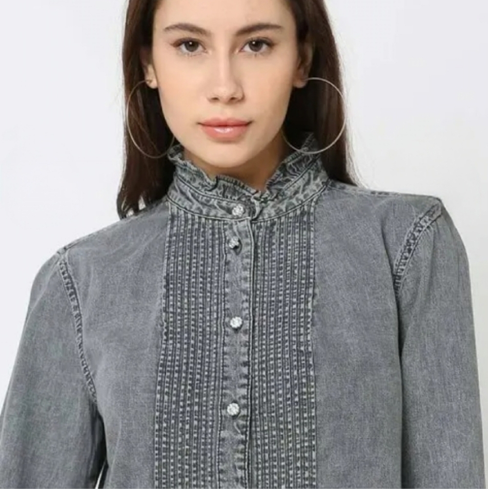 GAP Jeweled Pintuck Denim Button Up Grey Wash Shirt Size Large - Picture 8 of 11